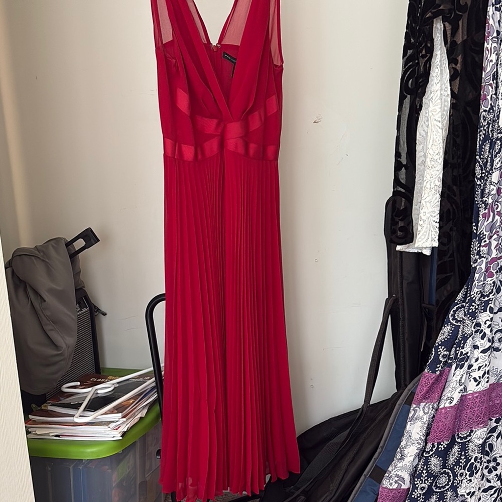 Elegant Red Evening Dress